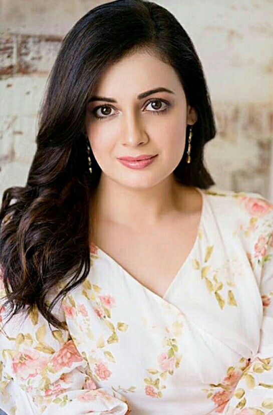 5 vintage hairstyles by birthday girl Dia Mirza | Be Beautiful India