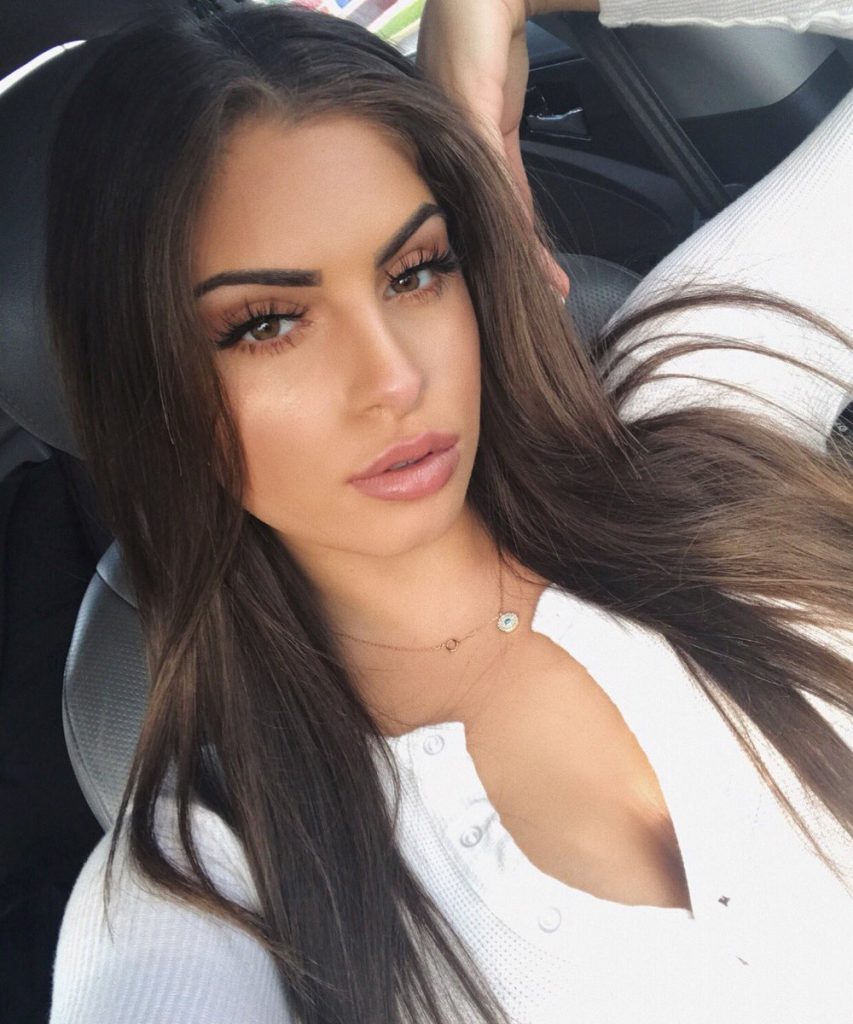 Nazanin Kavari - Biography, Height & Life Story | Super Stars Bio