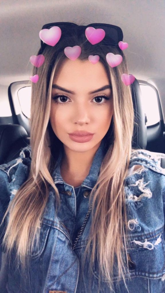 Alissa Violet - Biography, Height & Life Story | Super Stars Bio