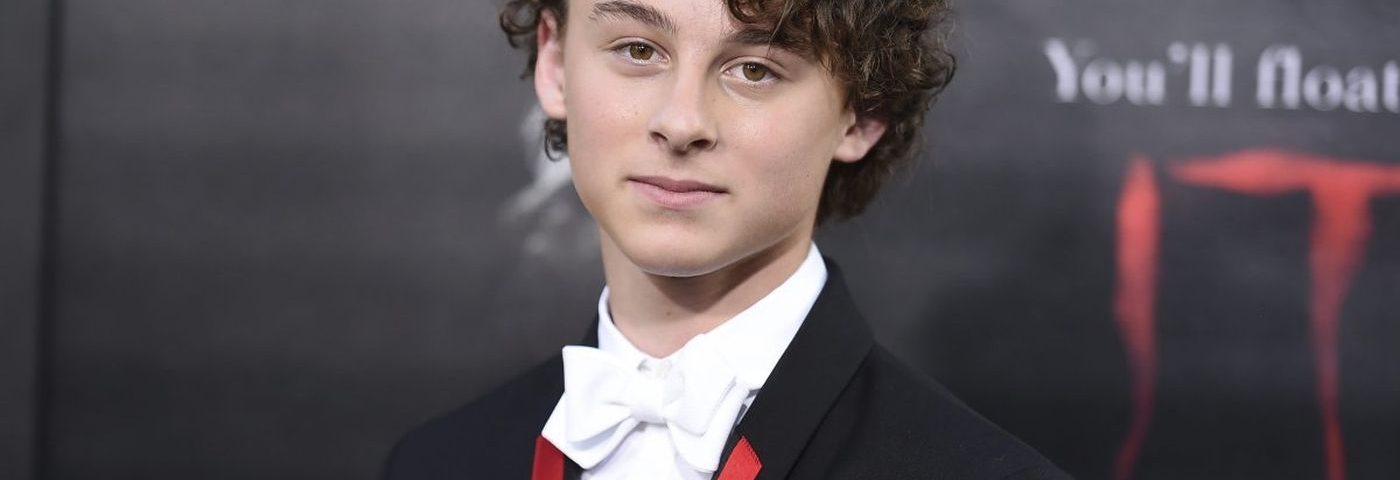 Wyatt Oleff - Biography, Height & Life Story | Super Stars Bio