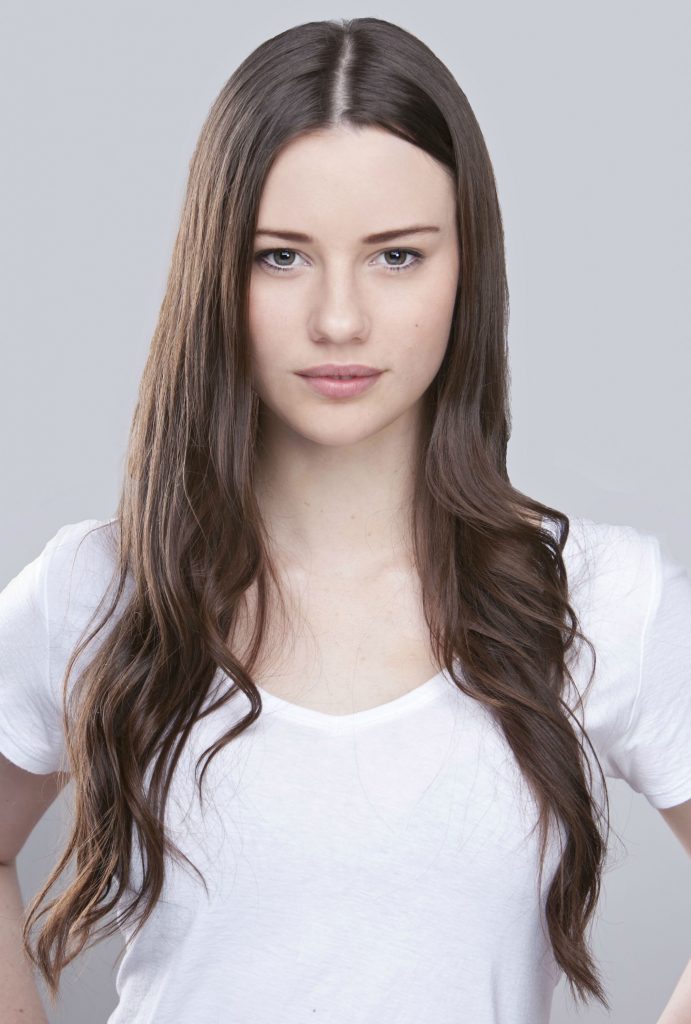 Lily Sullivan Biography, Height & Life Story Super Stars Bio