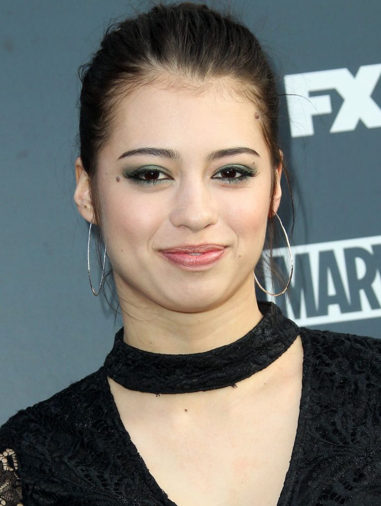 Amber Midthunder - Biography, Height & Life Story | Super Stars Bio