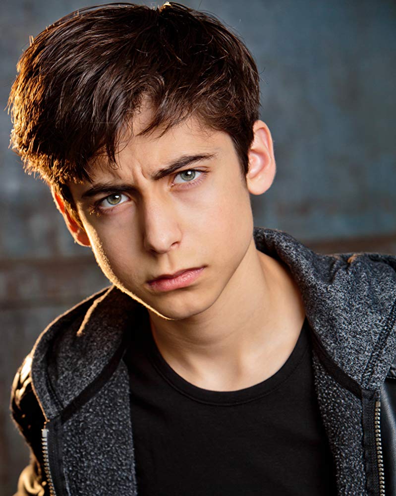 Aidan Gallagher Bio, Height, Age, Weight, Girlfriend and Facts - Super ...
