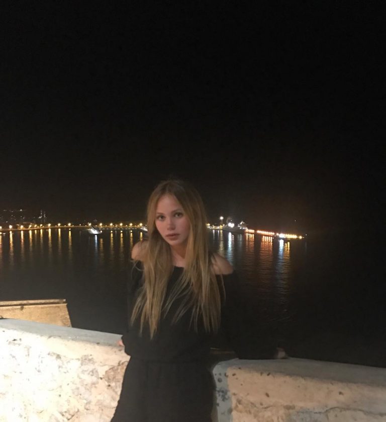 Tallulah Evans - Biography, Height & Life Story | Super Stars Bio