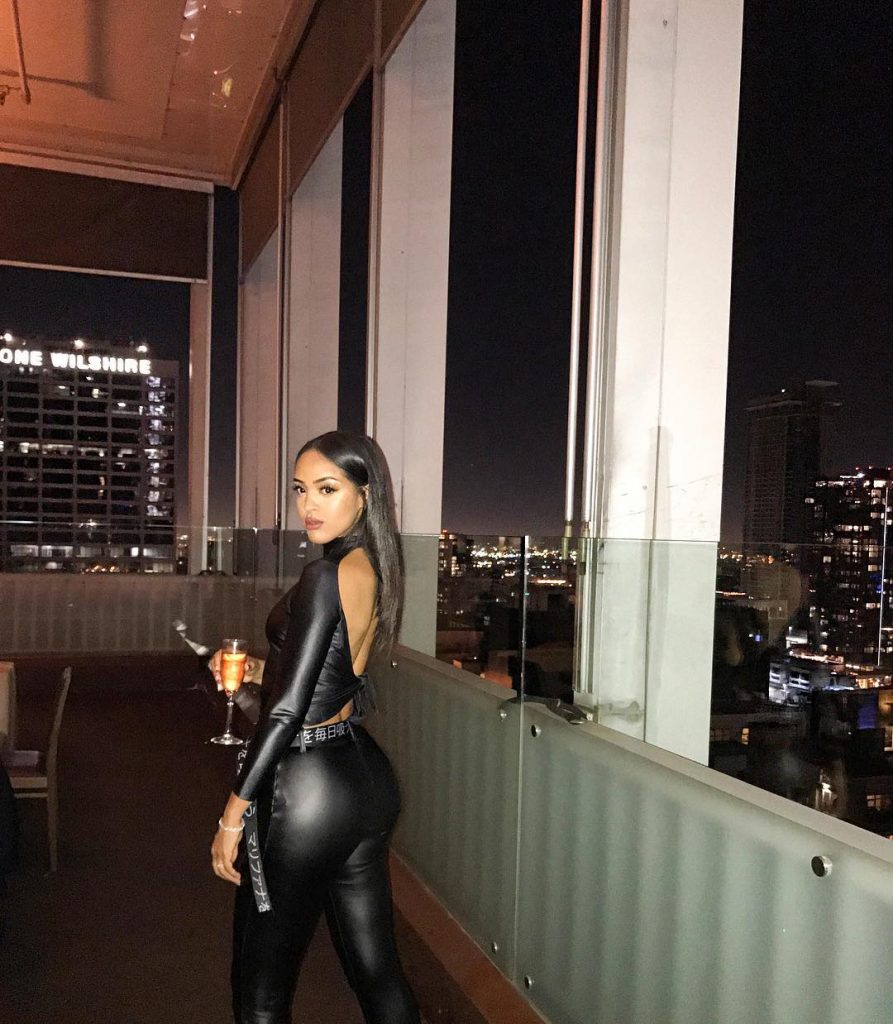 Izabela Guedes - Biography, Height & Life Story | Super Stars Bio