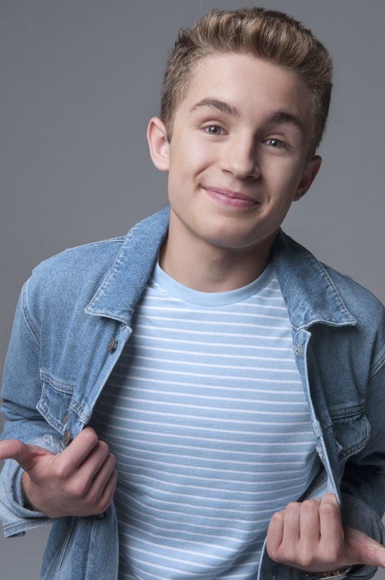 Sean Giambrone - Biography, Height & Life Story | Super Stars Bio