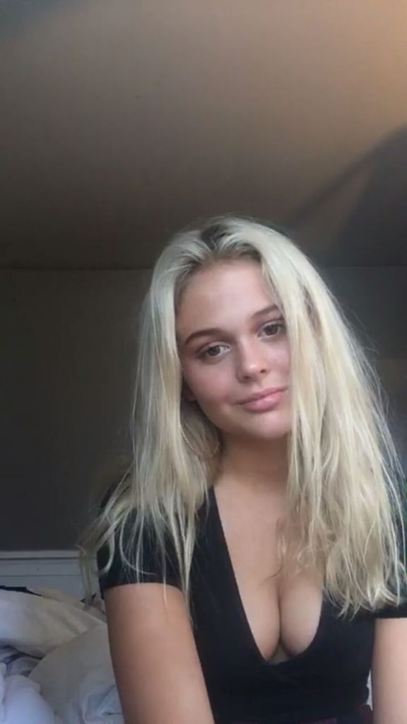 Emily Alyn Lind Biography, Height & Life Story Super Stars Bio