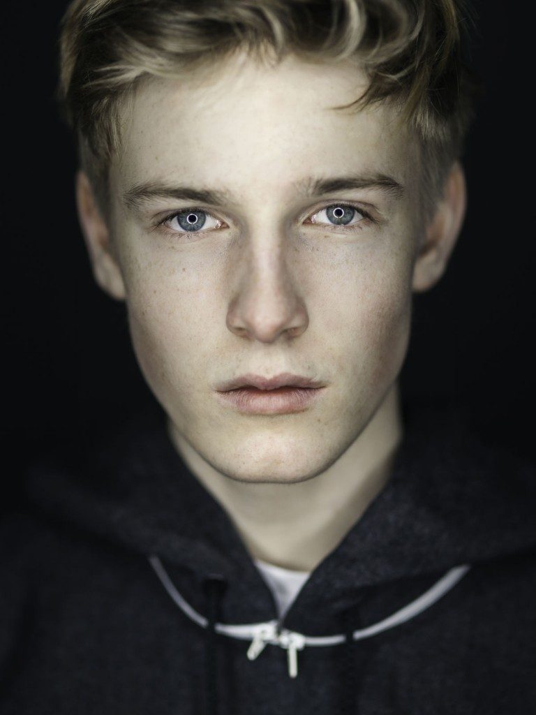 Louis Hofmann Biography, Height & Life Story Super Stars Bio