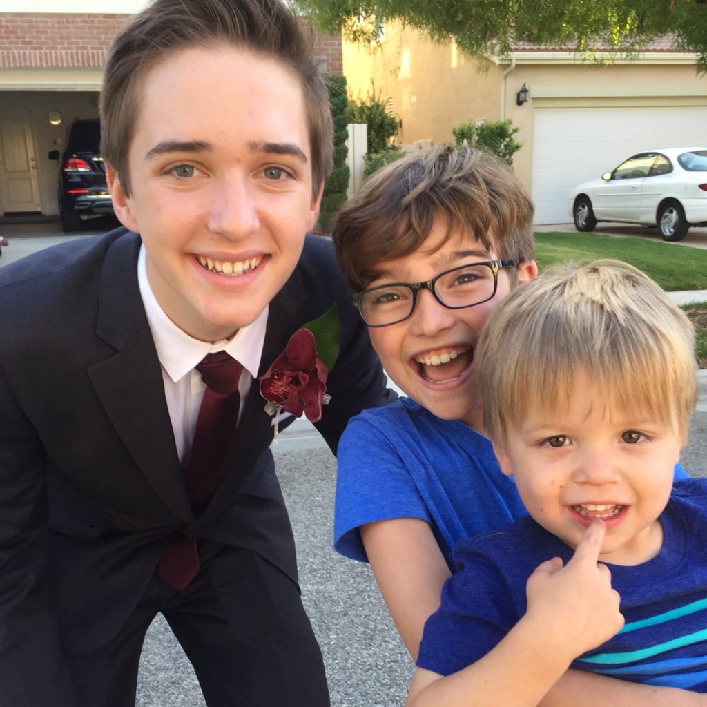 Elias Harger - Biography, Height & Life Story | Super Stars Bio