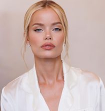 Frida Aasen Model