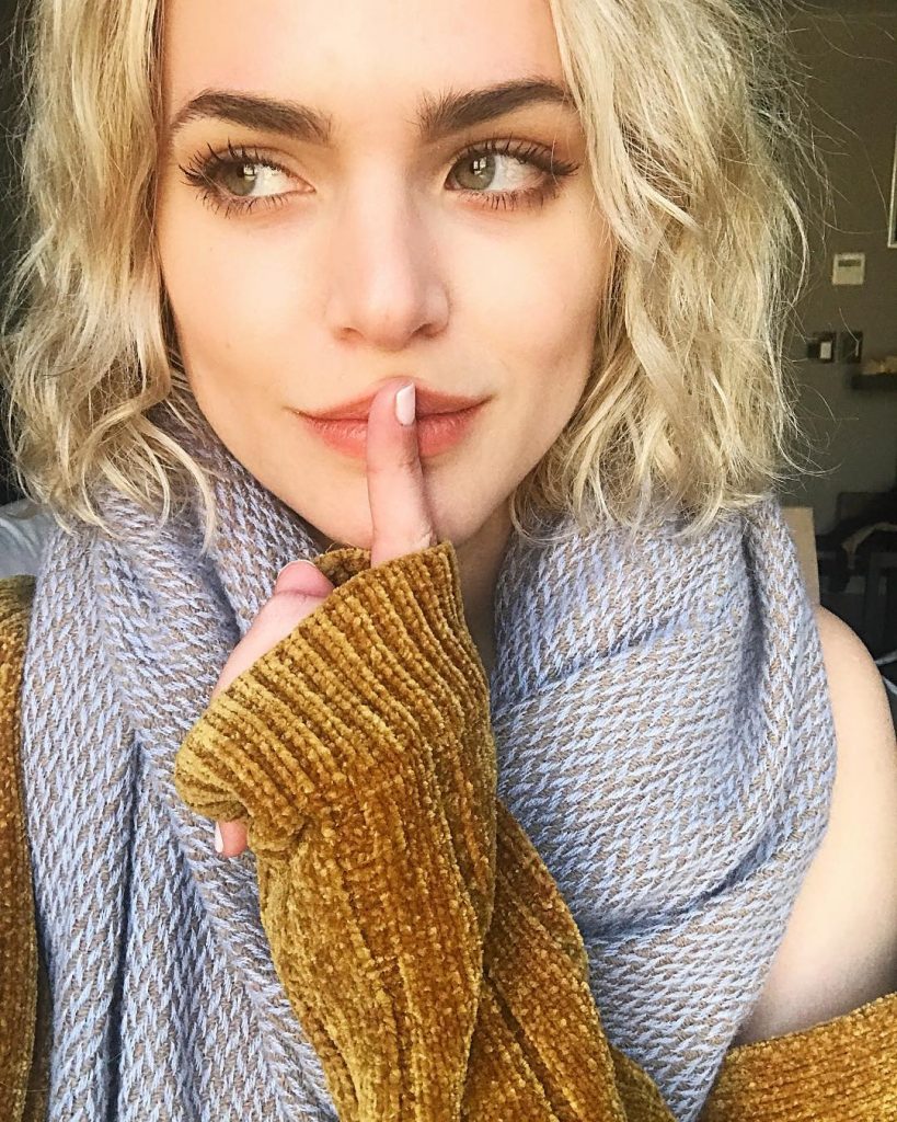 Isabella Castillo - Biography, Height & Life Story | Super Stars Bio