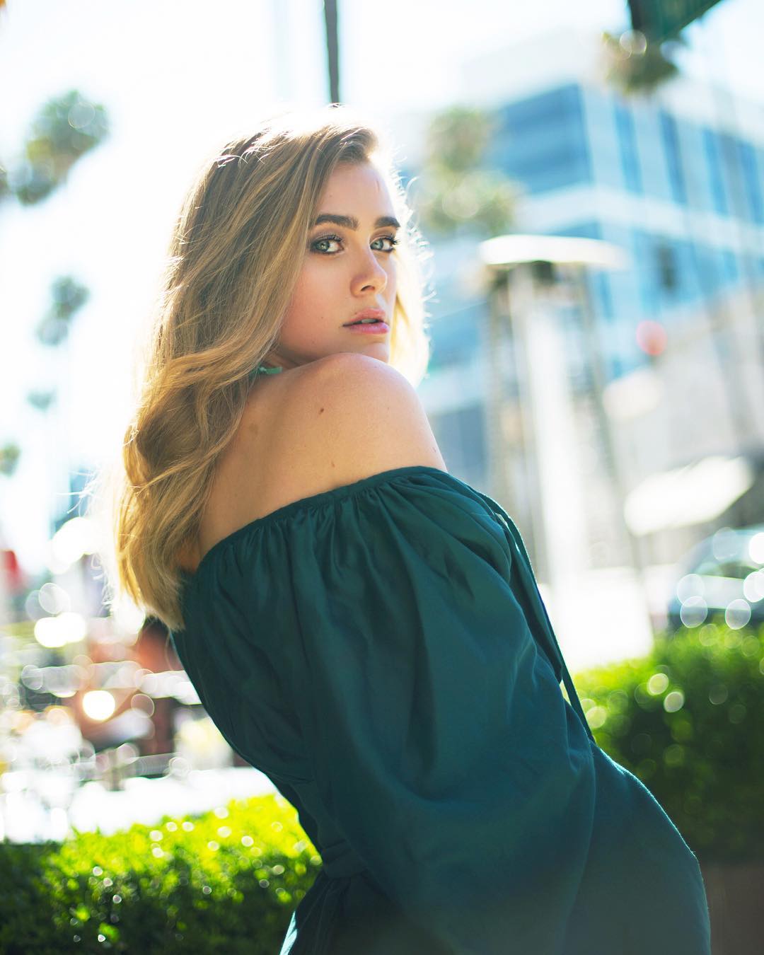 8 Things You Didn't Know About Melissa Roxburgh - Super Stars Bio