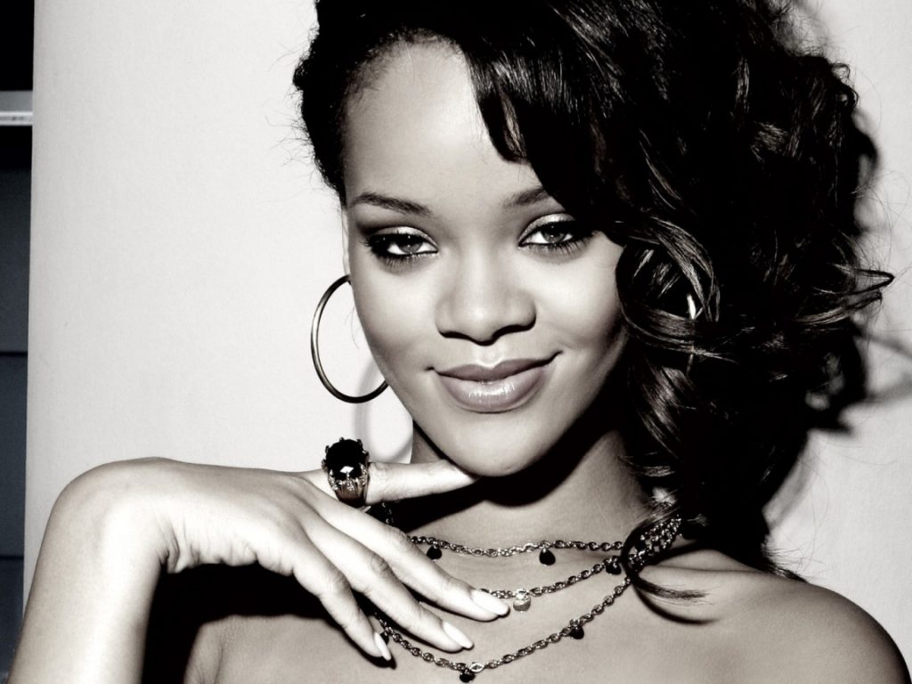 Rihanna - Biography, Height & Life Story | Super Stars Bio