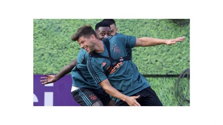 Klaas Jan Huntelaar - Biography, Height & Life Story | Super Stars Bio