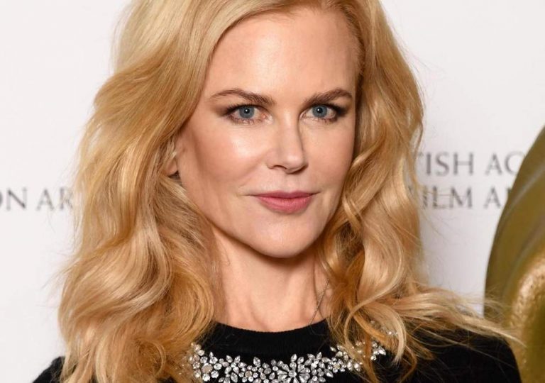 Nicole Kidman - Biography, Height & Life Story | Super Stars Bio