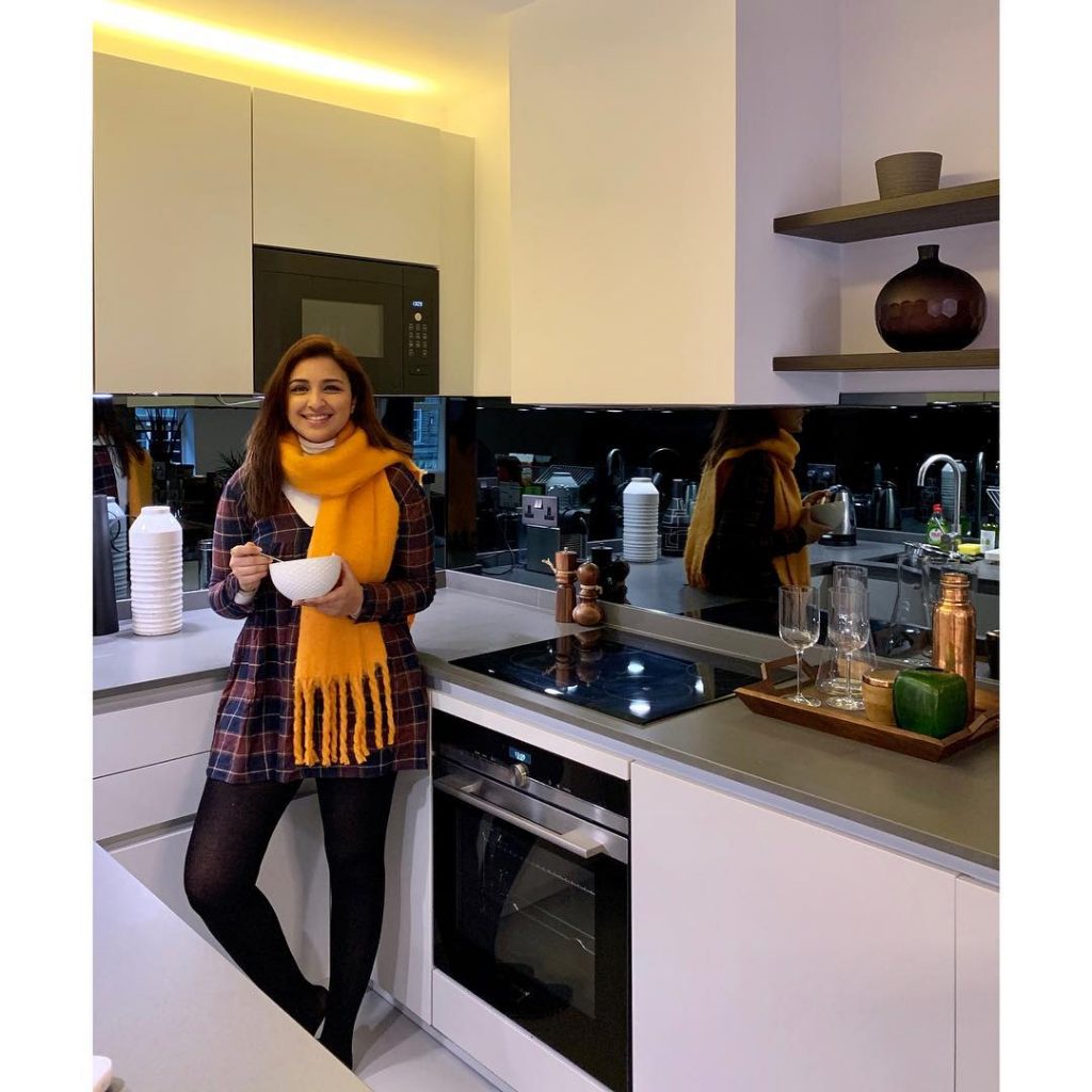 Parineeti Chopra - Biography, Height & Life Story | Super Stars Bio