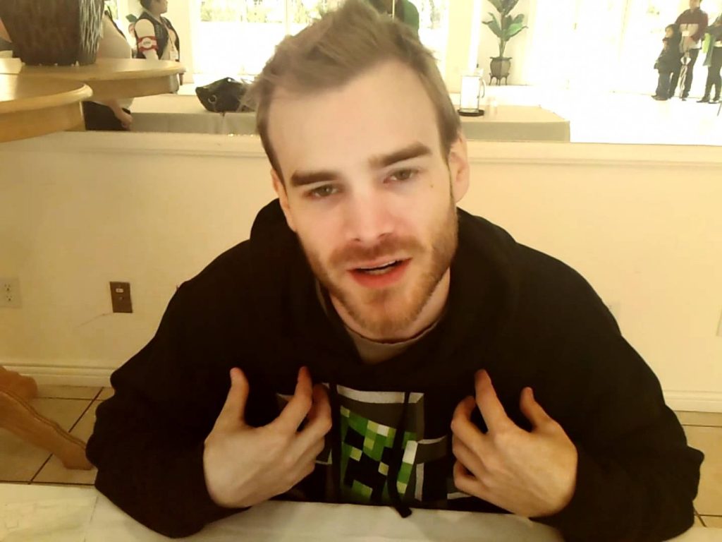 David Gallagher - Biography, Height & Life Story | Super Stars Bio