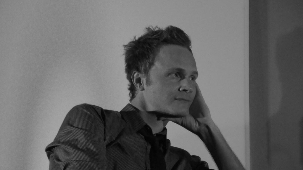 David Anders - Biography, Height & Life Story | Super Stars Bio