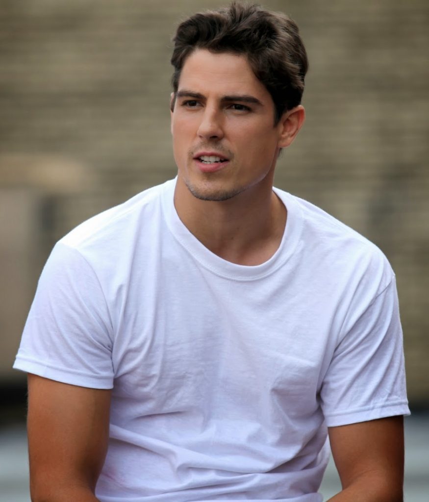 Sean Faris - Biography, Height & Life Story | Super Stars Bio