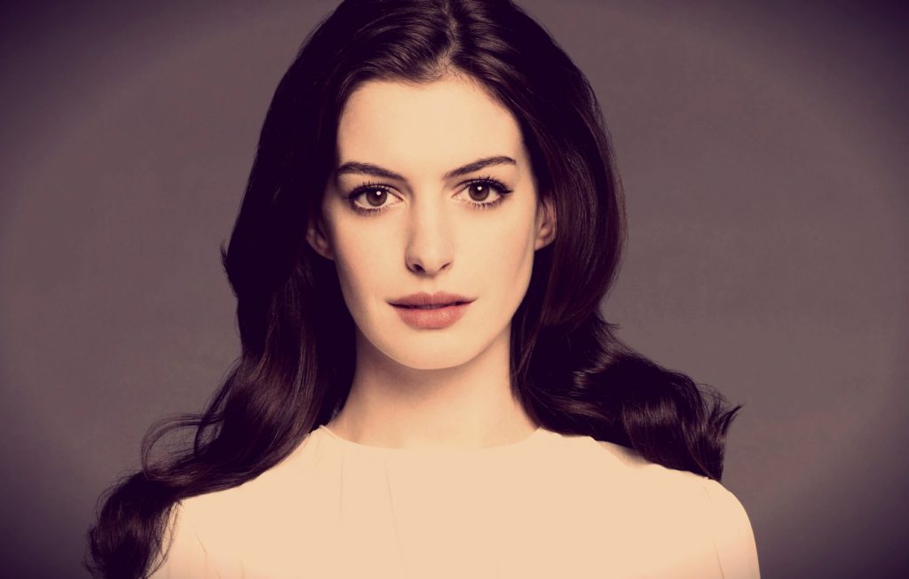 Anne Hathaway - Biography, Height & Life Story | Super Stars Bio
