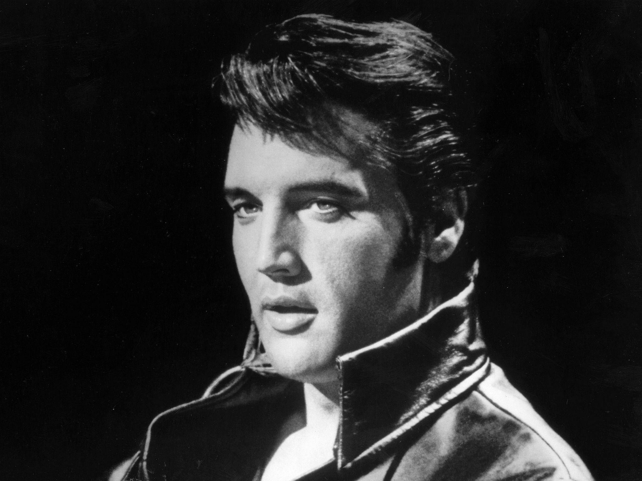 Elvis Presley - Biography, Height & Life Story | Super Stars Bio