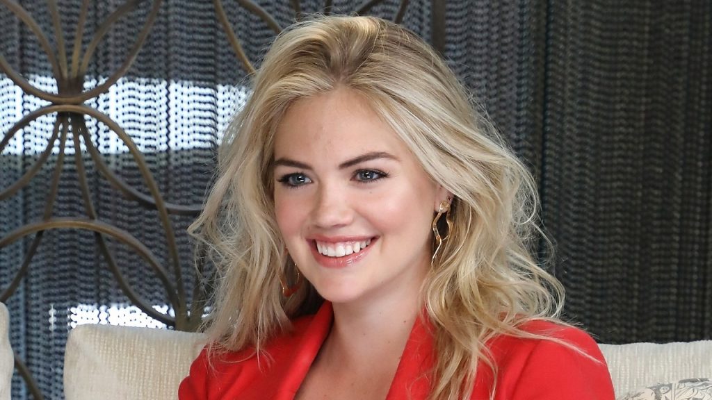 Kate Upton - Biography, Height & Life Story | Super Stars Bio