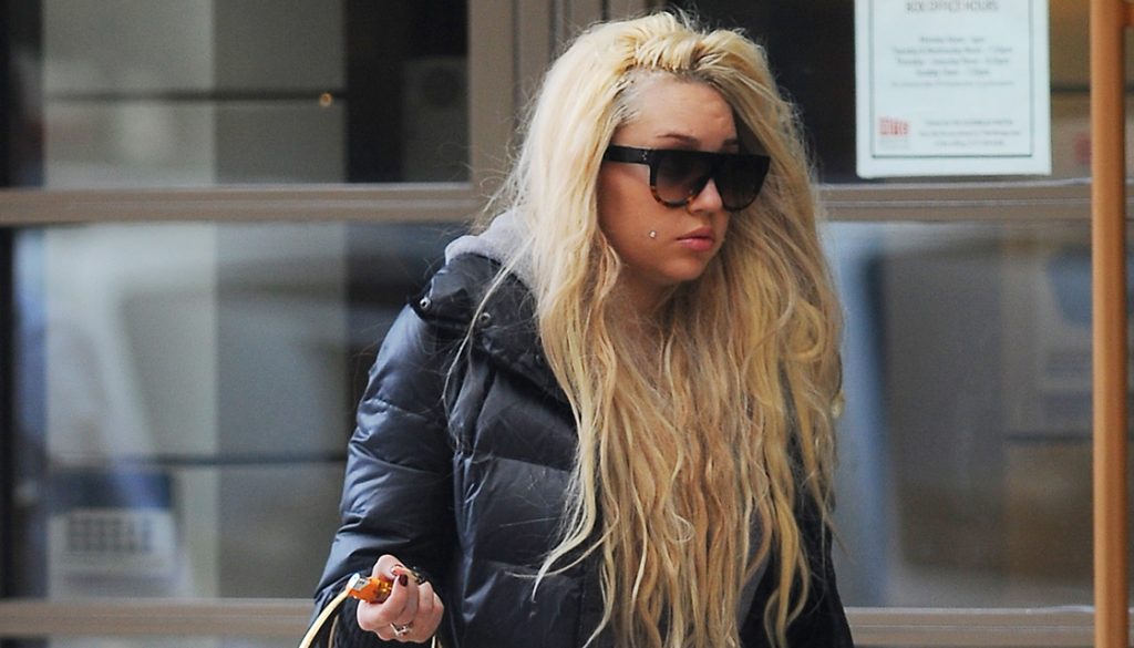 Amanda Bynes - Biography, Height & Life Story | Super Stars Bio