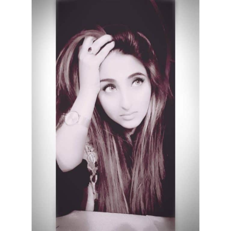 Fatima Naqvi Biography, Height & Life Story Super Stars Bio