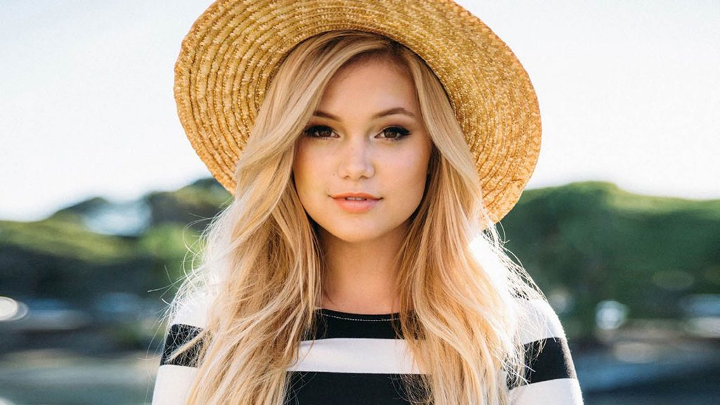 Olivia Holt - Biography, Height & Life Story | Super Stars Bio