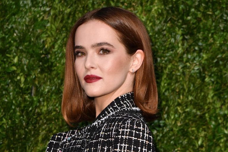 Zoey Deutch - Biography, Height & Life Story | Super Stars Bio