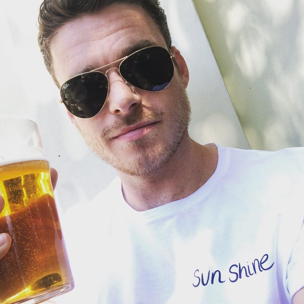 Richard Madden - Biography, Height & Life Story | Super Stars Bio