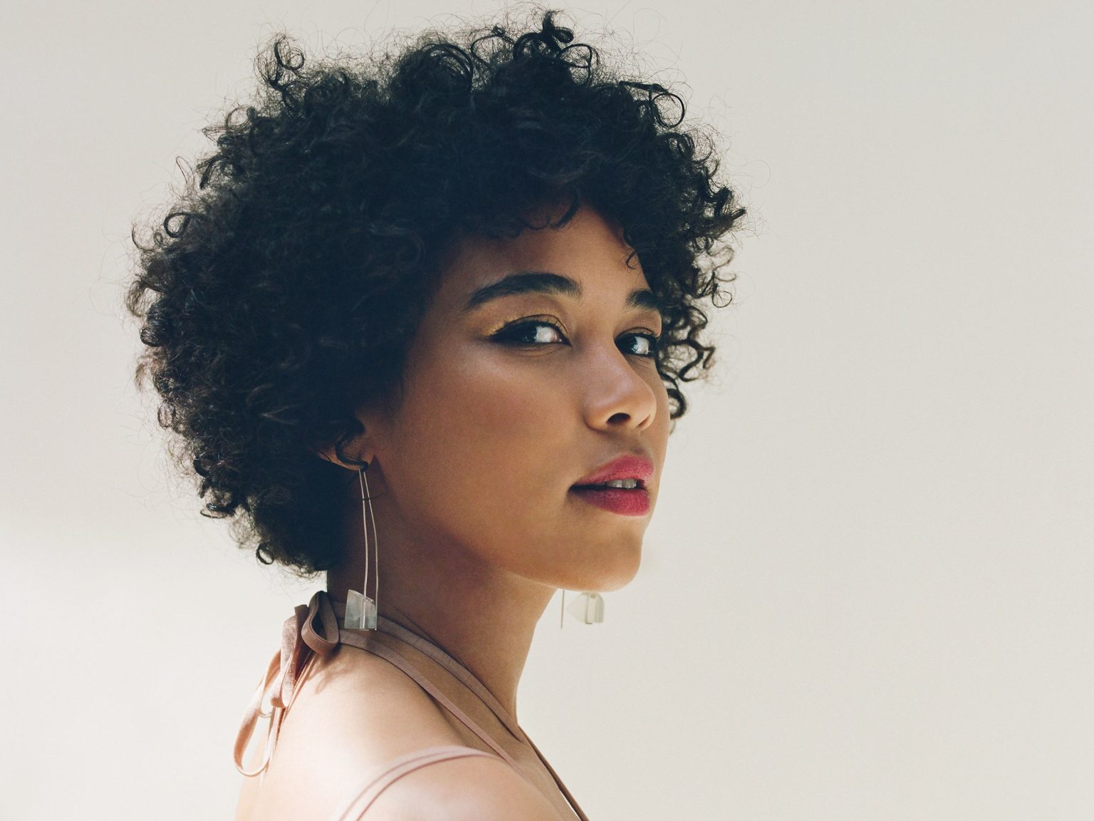 Alexandra Shipp - Biography, Height & Life Story | Super Stars Bio