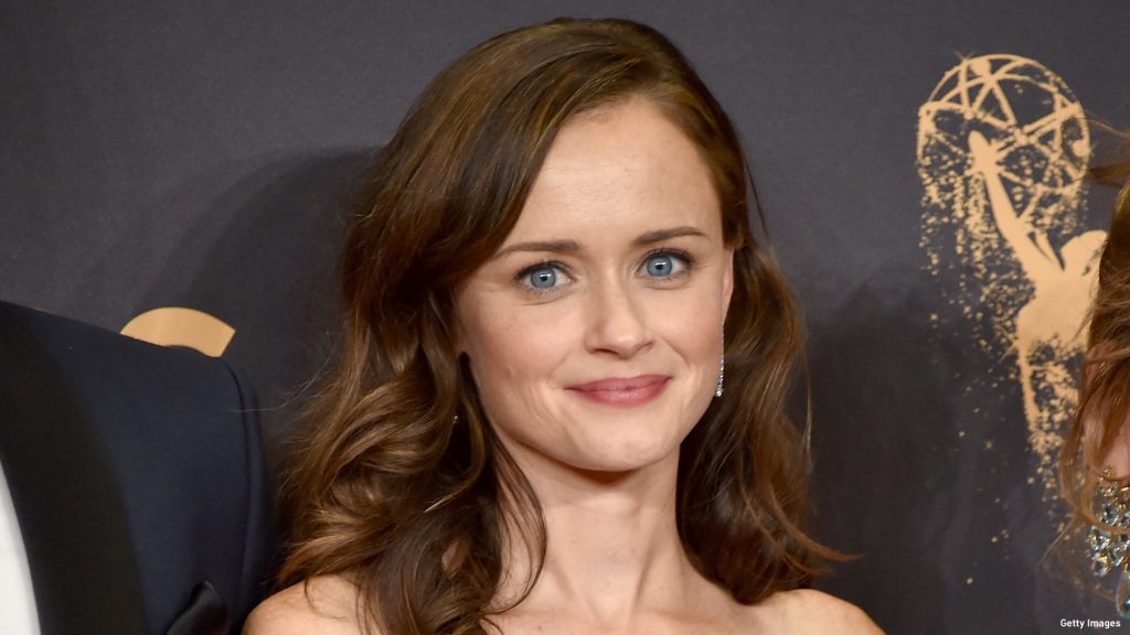 Alexis Bledel Biography Height And Life Story Super Stars Bio 4381