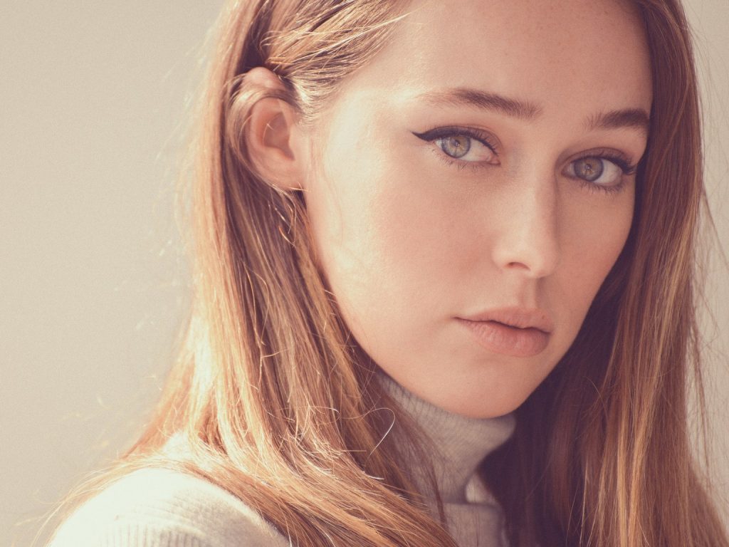 Alycia Debnam-Carey - Biography, Height & Life Story | Super Stars Bio