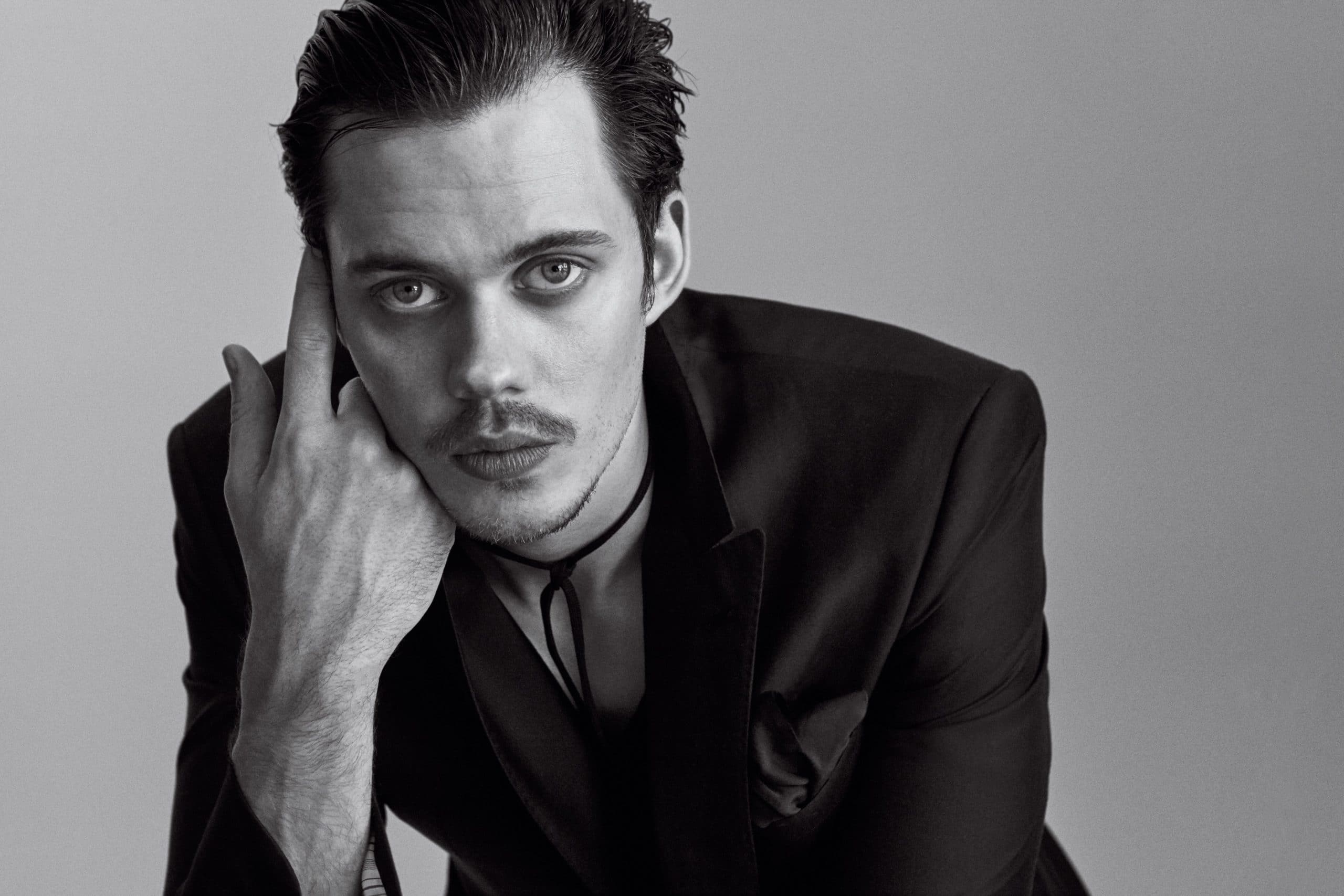 Bill Skarsgård - Biography, Height & Life Story | Super Stars Bio
