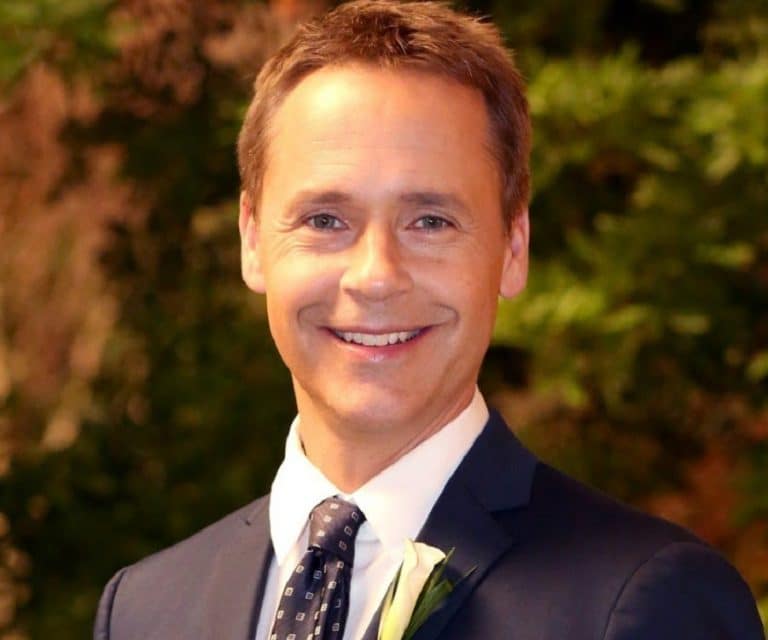 Chad Lowe - Biography, Height & Life Story | Super Stars Bio