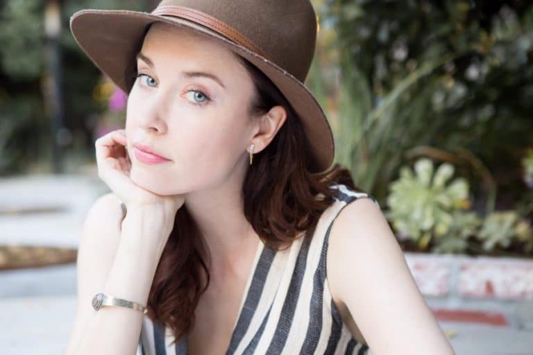 Elyse Levesque - Biography, Height & Life Story | Super Stars Bio