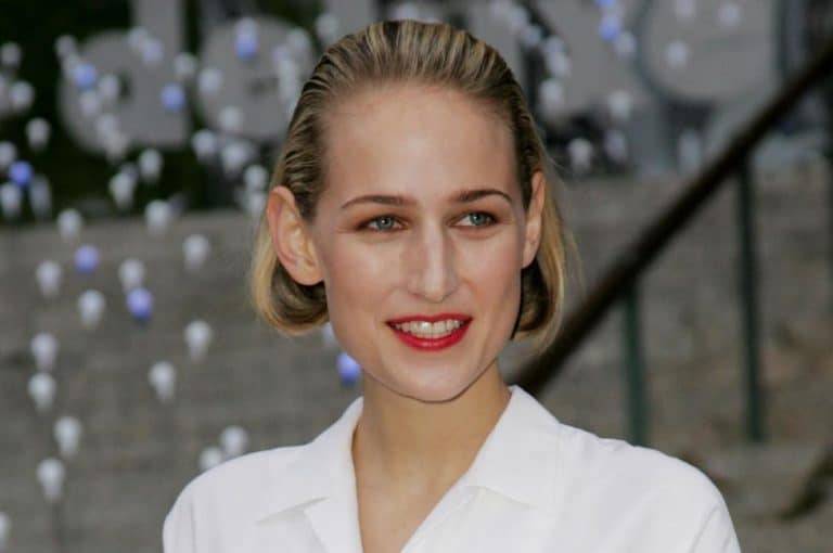 Leelee Sobieski - Biography, Height & Life Story | Super Stars Bio