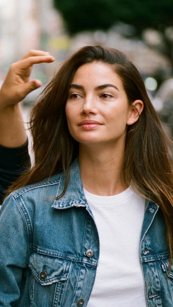Lily Aldridge - Biography, Height & Life Story | Super Stars Bio