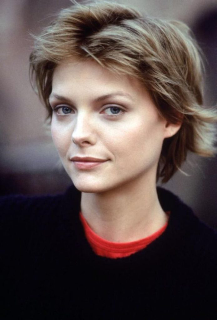 Michelle Pfeiffer - Biography, Height & Life Story | Super Stars Bio