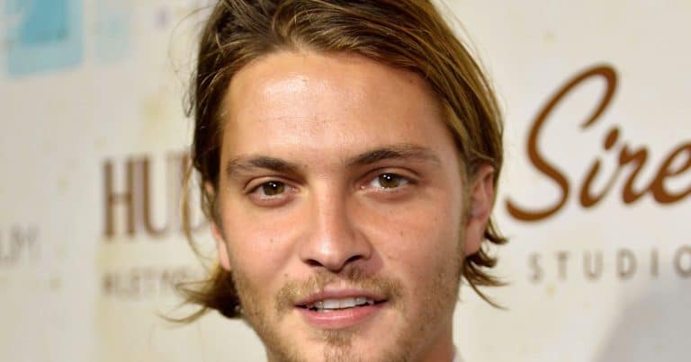 Luke Grimes - Biography, Height & Life Story | Super Stars Bio