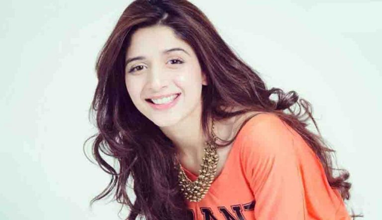 Mawra Hocane discloses she is a victim of social anxiety