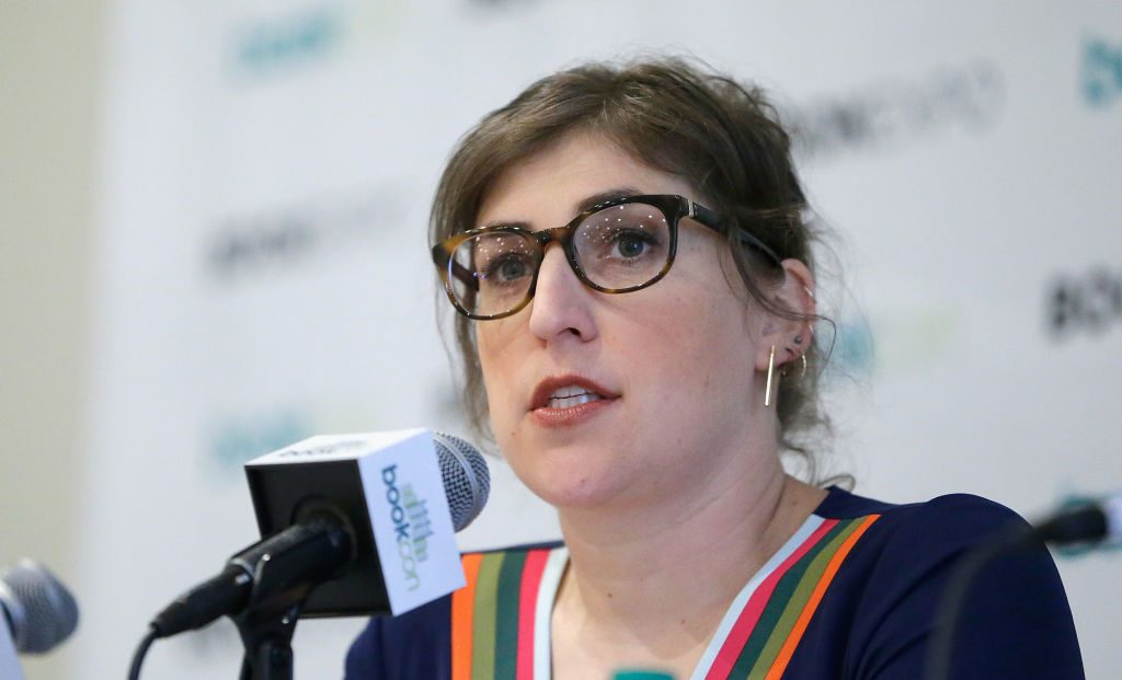 Mayim Bialik - Biography, Height & Life Story | Super Stars Bio