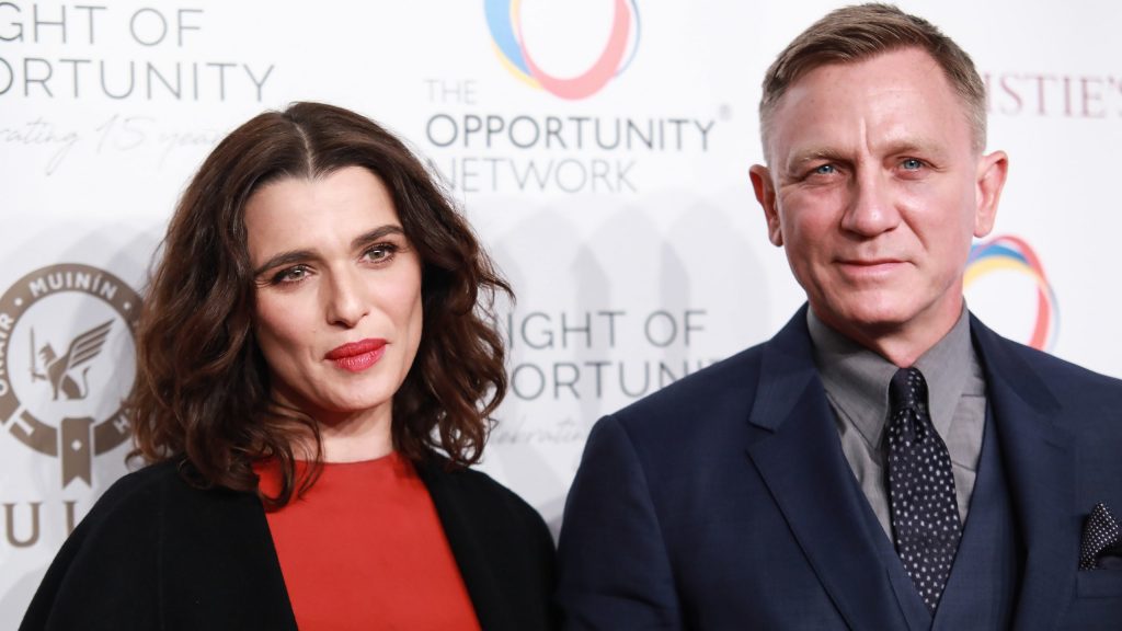 rachel-weisz-biography-height-life-story-super-stars-bio