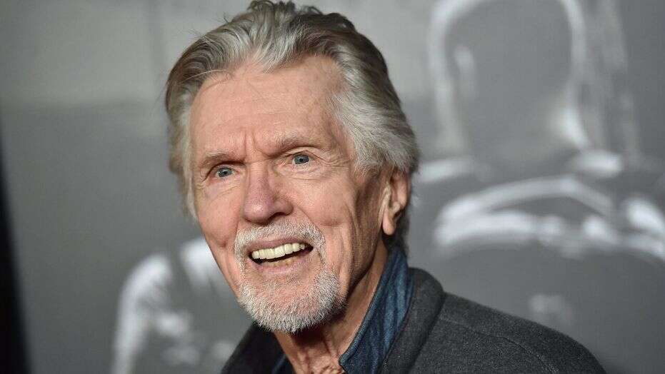 Tom Skerritt wife