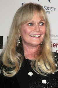 Valerie Perrine - Biography, Height & Life Story | Super Stars Bio