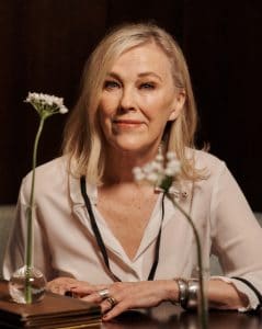 Catherine O'Hara - Biography, Height & Life Story | Super Stars Bio
