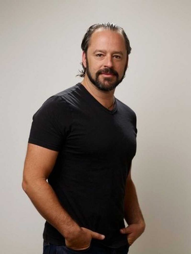 Gil Bellows - Biography, Height & Life Story | Super Stars Bio