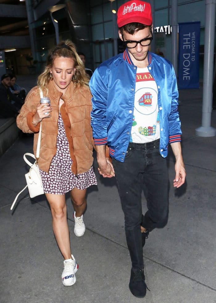 Hilary Duff - Biography, Height & Life Story | Super Stars Bio