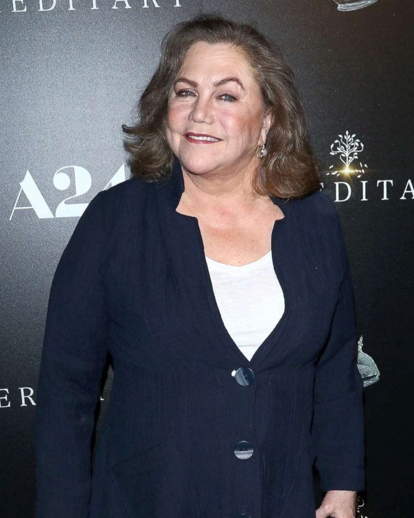 Kathleen Turner - Biography, Height & Life Story | Super Stars Bio